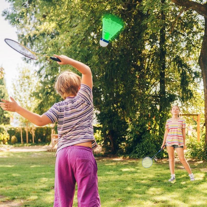 バドミントン、3または4個用のカラフルなLEDライトスポット - Badminton Event のレビューと価格